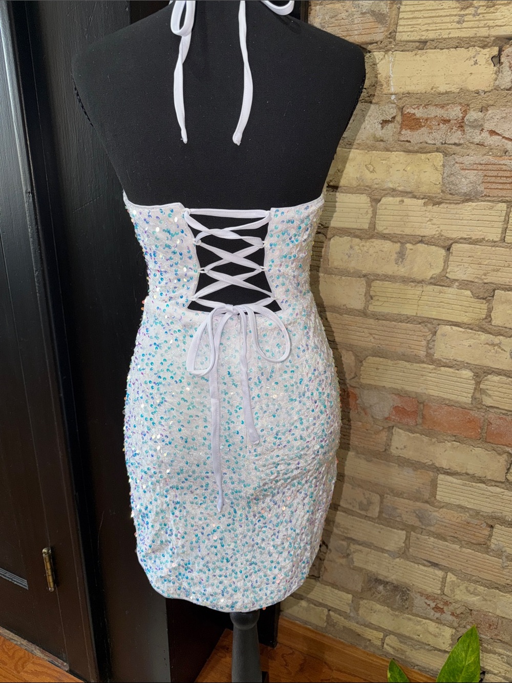 🪩 SHEIN Iridescent Sequin Halter Mini Dress | Lace-Up Back | M | NWOT - Picture 6 of 6